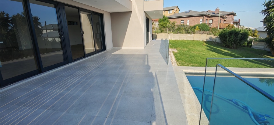 4 Bedroom Property for Sale in Dana Bay Western Cape